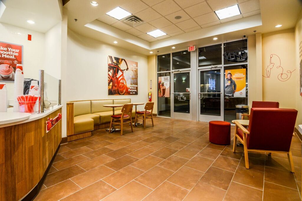 Smoothie-King-Interior-4-high-res